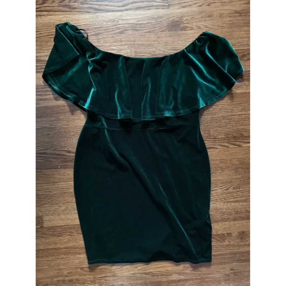 Forever21 Velvet Strapless Mini Dress